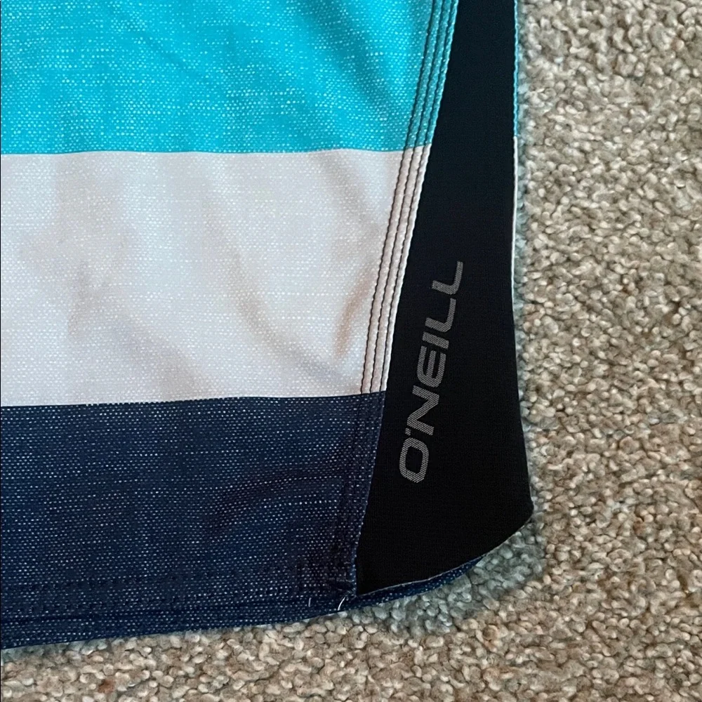 O'Neill Men's Striped Blue and White Board Shorts Size‎ 32